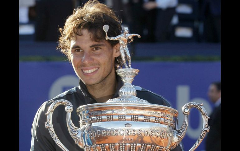 Tras ganar ayer el Abierto de Barcelona, Nadal ha sumado muchos puntos. REUTERS  /