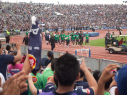 Miles de seguidores del Monterrey estuvieron presente en el entrenamiento de Rayados. MEXSPORT  /