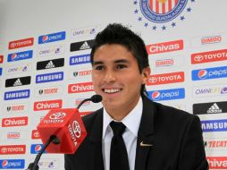 El atacante de 21 años de edad, quien emigró de las Chivas al futbol europeo, fue contratado por cinco años por Chelsea. ARCHIVO  /