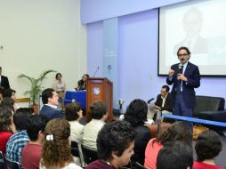 Quadri de la Torre sostuvo un encuentro con estudiantes del ITESO. ESPECIAL  /