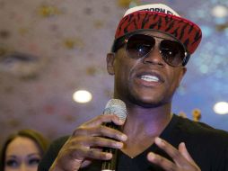 La gente se mostró entusiasta por ver de nuevo en acción a Mayweather Jr. AP  /