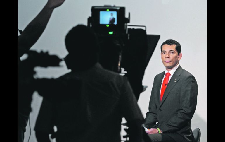 El periodista Ricardo Salazar lidera esta reciente propuesta de televisiva.  /