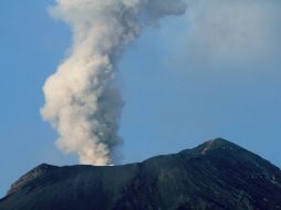 El volcán Popocatépetl ha presentado exhalaciones de diferente intensidad acompañadas de ceniza de hasta 2.5 kilómetros. NOTIMEX  /