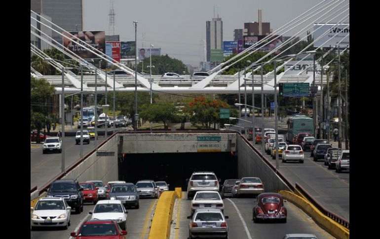 La Semades exhorta a los ciudadanos al uso eficiente de automóviles, ya que éstos generan más del 80% de la contaminación. ARCHIVO  /