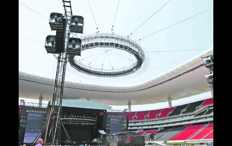 El escenario es el más grande que se ha levantado para un concierto en la ciudad.  /