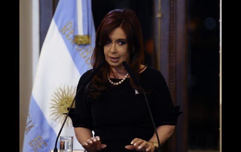 La presidenta argentina logró que el Congreso aprobara la expropiación en sólo 17 días y por amplia mayoría. ARCHIVO  /