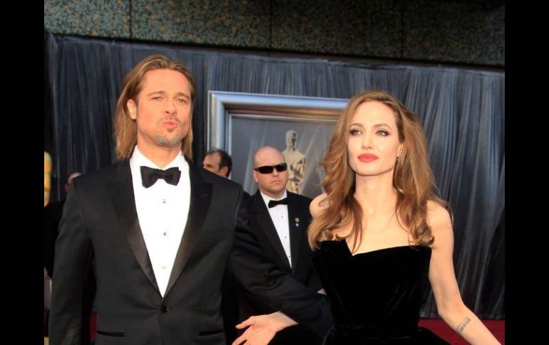 Brad Pitt y Angelina Jolie se casarán el próximo verano. ARCHIVO  /