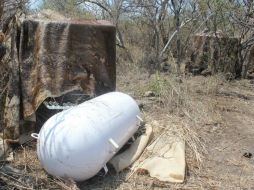 Se aseguraron dos cisternas de 6 mil litros, un tanque estacionario de mil litros de gas LP. ESPECIAL  /