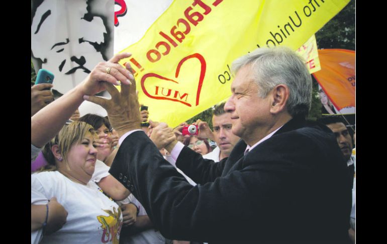 Andrés Manuel López Obrador encabezó un mitin en la delegación Iztacalco. NTX  /