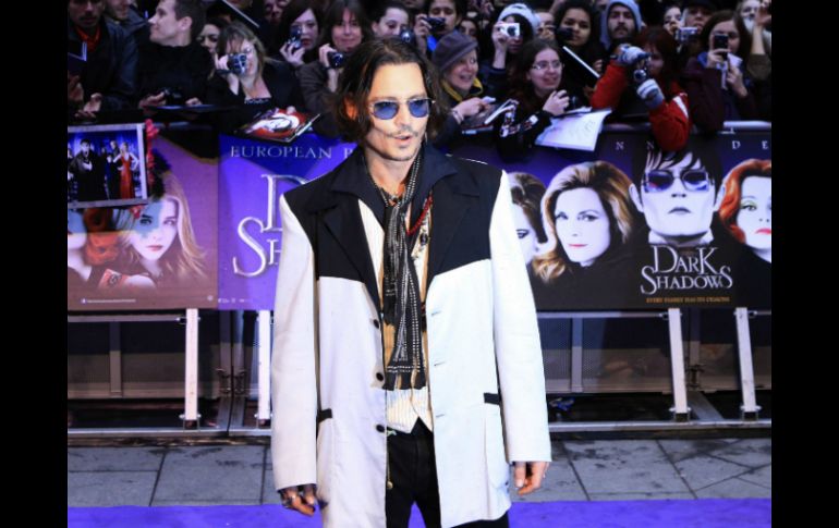 Johnny Depp en la alfombra roja de la cinta en Londres. REUTERS  /