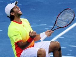 El español celebra haberle ganado a su compatriota Rafael Nadal por promera vez en su carrera. AFP  /