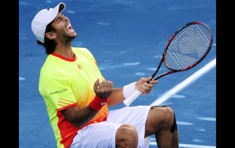 El español celebra haberle ganado a su compatriota Rafael Nadal por promera vez en su carrera. AFP  /