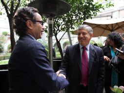 Quadri de la Torre y el expresidente colombiano César Gaviria, durante la reunión con observadores electorales de la OEA. NTX  /