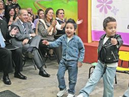 El Presidente Felipe Calderón celebró el Día de las Madres en la guardería La casita del árbol.EL UNIVERSAL  /