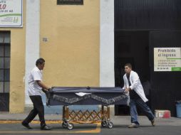 Se espera que los familiares acudan a la morgue de la metrópoli a recoger los cuerpos. REUTERS  /