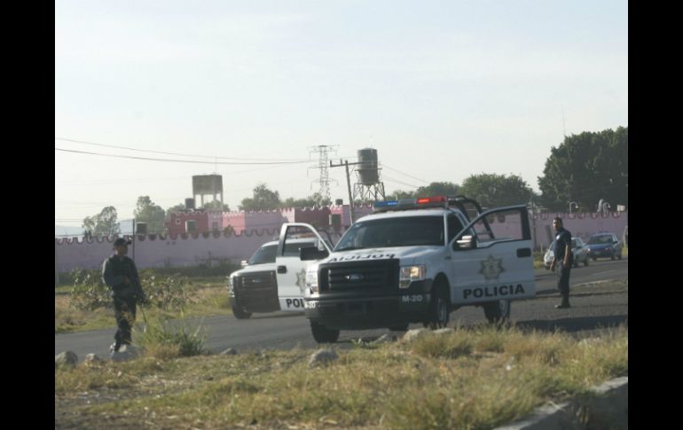 Las víctimas se encontraron el miércoles pasado en dos camionetas en el kilómetro 25 de la carretera Guadalajara-Chapala. ARCHIVO  /