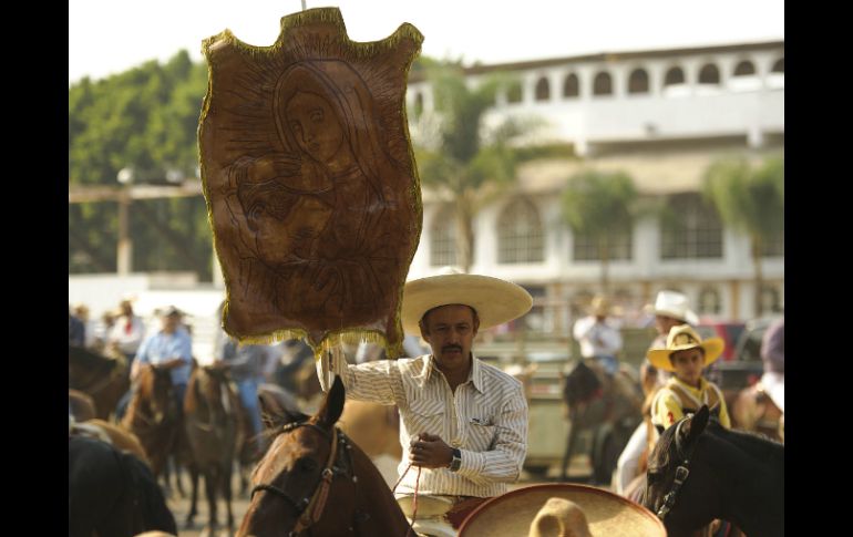 La cita de los jinetes fue a las 8:00 horas en el lienzo charro Margarito Yáñez.  /