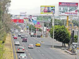 El Ayuntamiento medía en 2009 anuncios regulares y también irregulares; en 2012 ya no incluye a los irregulares.  /