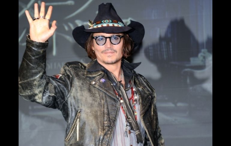 El actor Johnny Depp en conferencia de prensa de la película ' Sombras tenebrosas'. AFP  /