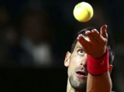 La alegría de Juan Mónaco podría acabarse al enfrentarse con el número uno, Novak Djokovic. REUTERS  /