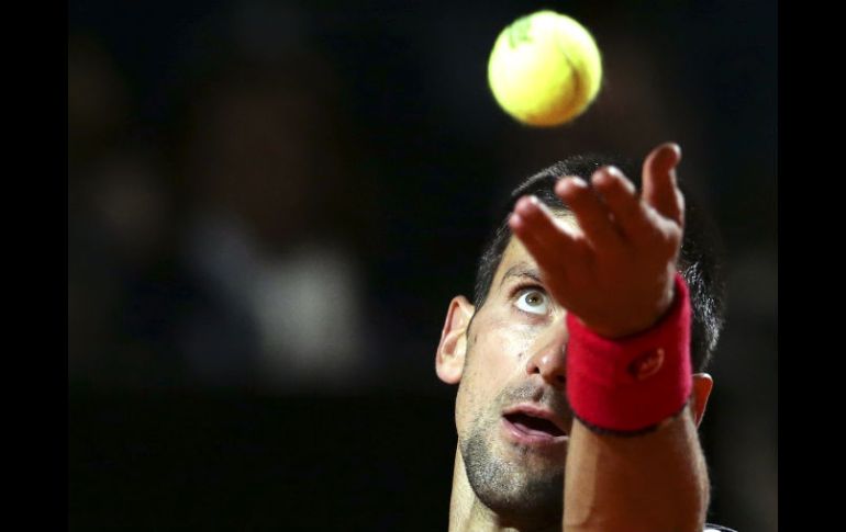 La alegría de Juan Mónaco podría acabarse al enfrentarse con el número uno, Novak Djokovic. REUTERS  /