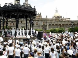 La Federación de Estudiantes convoca a la sociedad a acudir vestidos de blanco. ARCHIVO  /