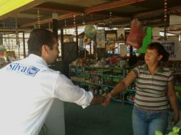 Sergio Silva candidato panista a la alcaldía de San Pedro Tlaquepaque, acudió a Tateposco. ESPECIAL  /