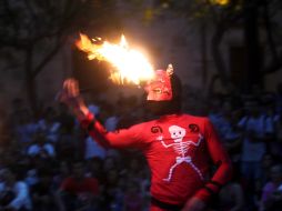 Presentación de Circo Dragón en Plaza Liberación.  /