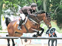 Chedraui completó el recorrido sin penalizaciones y con un tiempo de 43.70 segundos, dignos del primer lugar de la prueba estelar.  /