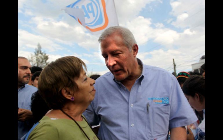 Fernando Guzmán lamenta que las pasiones en campaña generen este tipo de comportamientos. ARCHIVO  /