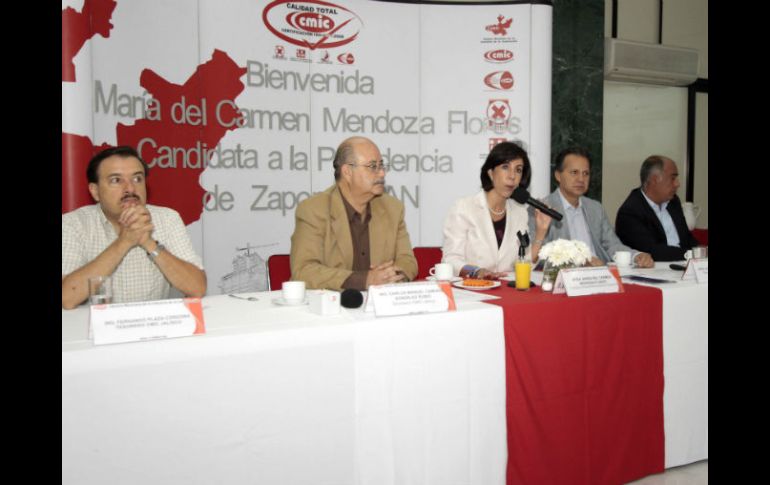 Reunión Maricarmen Mendoza con la Cámara de la Industria de la Construcción. ESPECIAL  /