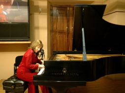 La pianista y autora del libro 'Felipe Villanueva', Eva María Zuk. ARCHIVO  /