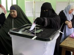 La votación en esta primera vuelta seguirá el jueves.EFE  /