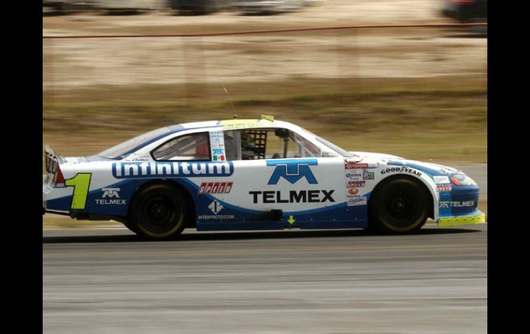 Toño Pérez busca la victoria en la próxima fecha de Nascar México. MEXSPORT  /