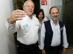 Fernando Guzmán (izq) y Gustavo Madero (der) durante el Foro de Seguridad y Agenda Ciudadana presentado por el PAN.  /