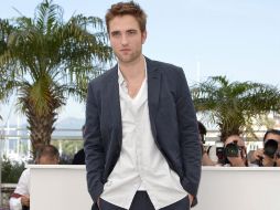 Pattinson interpreta al joven experto en altas finanzas Eric Packer, obsesionado con la idea de cruzar Nueva York. EFE  /