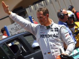 Michael Schumacher  fue retrogradado cinco puestos respecto a su posición final en las pruebas de clasificación. EFE  /