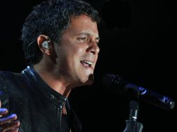 Alejandro Sanz según la revista española, el sábado aprovechó para casarse con su pareja. ARCHIVO  /