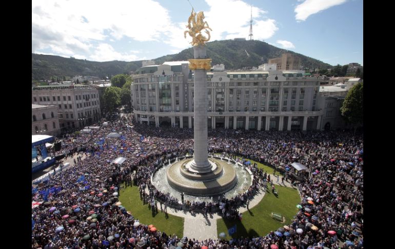 Vista de la manifestación contra el actual presidente de Georgia, Mijaíl Saakashvili. EFE  /