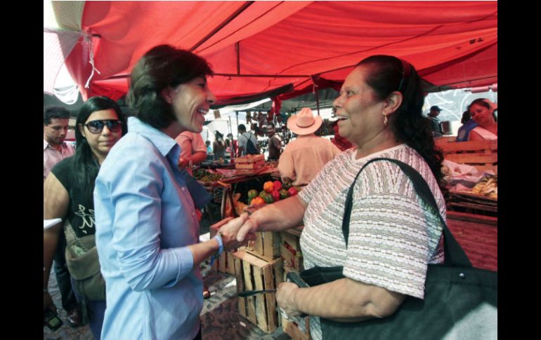 Maricarmen Mendoza continuó con su recorrido por Zapopan. ESPECIAL  /