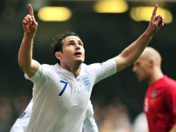 Frank Lampard se une a la baja de Gareth BArry en la Selección de Inglaterra. AFP  /