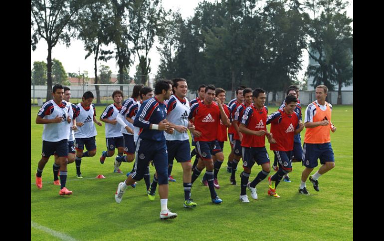 EL equipo del Guadalajara regresa a los trabajos en Verde Valle.  /