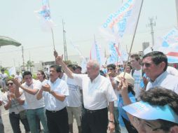 Tras concurrir a la reunión anual de la Canadevi, Fernando Guzmán tuvo ayer un evento con simpatizantes en Puerto Vallarta. ESPECIAL  /