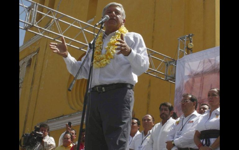 Andrés Manuel López Obrador durante un acto de campaña realizado en el municipio de Comitán, Chiapas. EFE  /