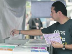 Los ciudadanos requieren más información antes de hacer caso a las simples críticas, opina el Instituto Electoral.  /