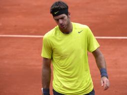 El argentino cayó por  3-6, 6-7 (47), 6-2, 6-0 y 6-3 ante el suizo. AFP  /