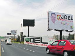 Tener publicidad electoral en estos espacios cuesta a los candidatos entre 15 y 30 mil pesos al mes.  /