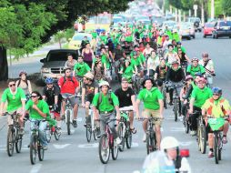 En la imagen, los participantes del recorrido durante su llegada al Parque Metropolitano.  /