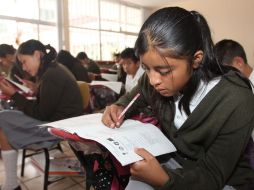 Para Michoacán se destinaron 626 mil pruebas, y sólo se examinará al 55% de alumnos de las 11 mil 655 escuelas que hay. ARCHIVO  /