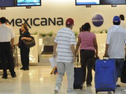 Mexicana señala que además de tomar las rutas sin permiso, Aeromexico no las ha devuelto. ARCHIVO  /